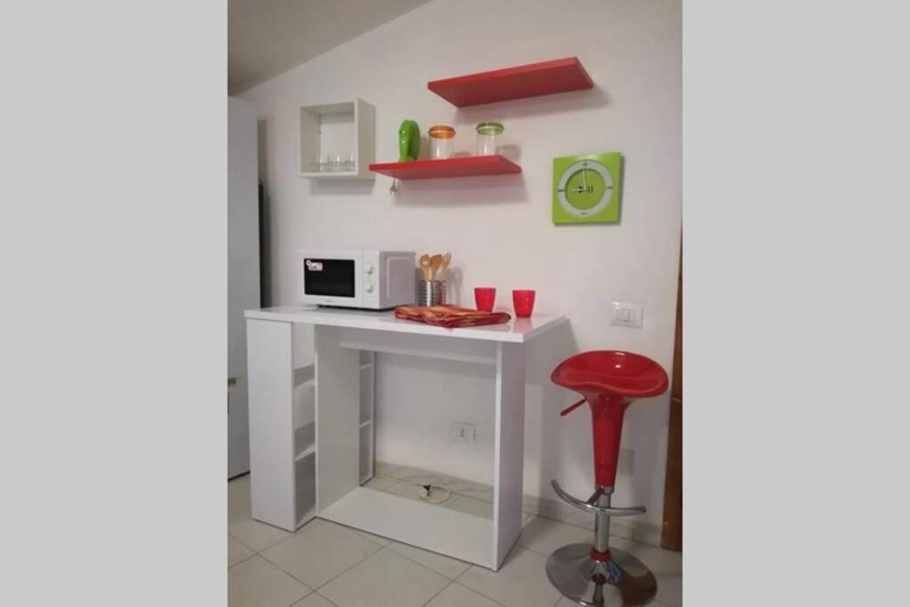 Big Relax Apartment With Swimming Pool And A Peaceful Garden In A Private Villa Сесту Экстерьер фото
